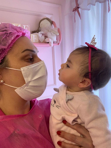Imagem 5 de 5 de Furo De Orelha Saudável E Humanizado