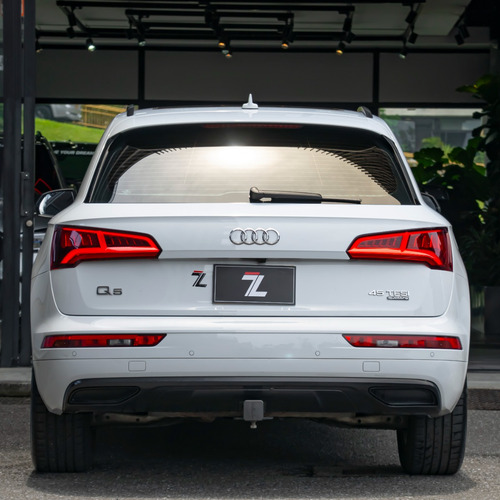 Audi Q5 Ambition 45TFSI 2.0