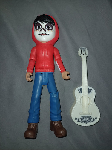 Disney Pixar Coco Figura Miguel Guitarra 11 Inch Tipo Titans