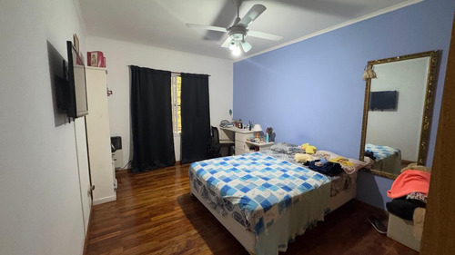 Venta De Casa Beccar 6 Ambientes Con Enorme Jardin