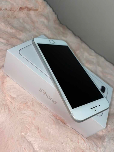 iPhone 8 Plus