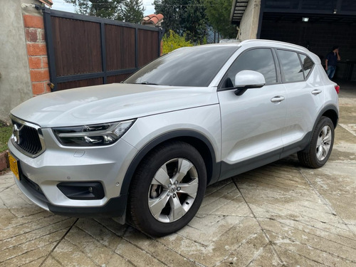 Volvo XC40 2.0 T5 Awd Momentum