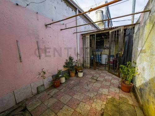Imagen 14 de 16 de Casa En Venta De 2 Dormitorios Cochera Y Patio En La Plata
