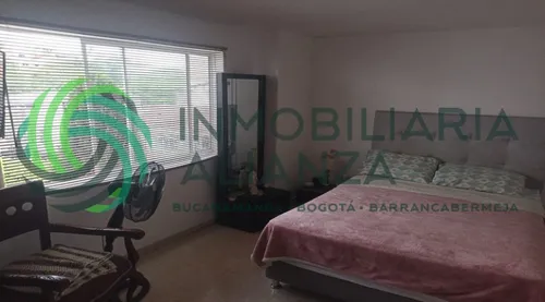 Casa En Venta En Altos Del Lago. Cod V61691