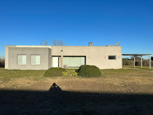 Casa En Venta, En Barrio Cerrado El Espinillo Golf, Camino A Carlos Keen, Lujan.