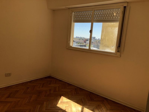 Departamento En Venta En Mataderos