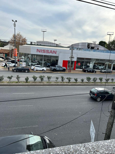 Local - Lanús Oeste