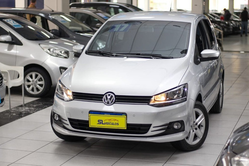 Imagem 3 de 15 de Volkswagen Fox 1.6 Msi Comfortline 8v 2017