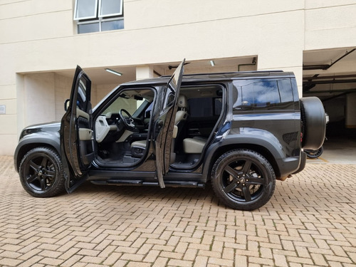 Land Rover Defender 110 2.0 Se 7L Aut. (P300) 5P