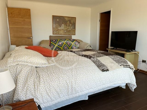 Casa En Venta De 6 Dorm. En Santo Domingo