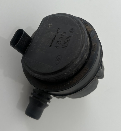 Bomba Auxiliar Mercedes C300 2020 A0005004386 (Usado)