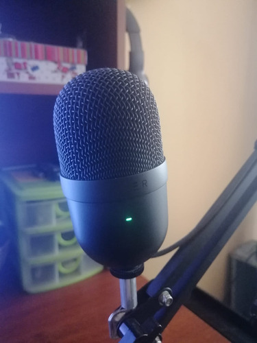 Razer Seiren Mini Condensador Supercardioide 