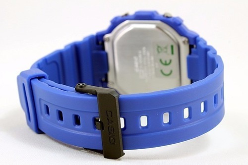 Reloj Casio Cuarzo Illuminator Digital Cuadrado Grande 43m A