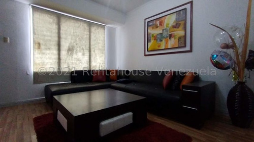 Imagen 2 de 14 de Apartamento En Venta Av Los Leones Este Barqto 22-14242 Icm