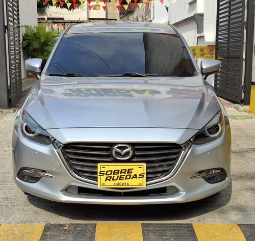 Mazda 3 2.0 Touring Mt