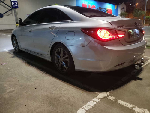Hyundai Sonata 2.4 16v Aut. 4p 2012
