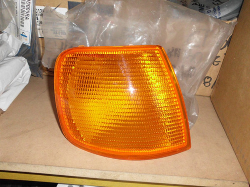 Cocuyo De Faro Amarillo Ford Sierra 300