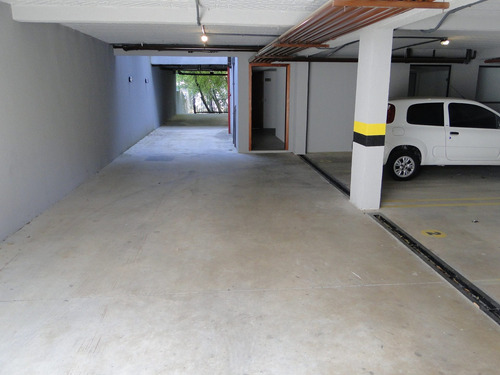 Imagem 3 de 30 de Comercial Para Alugar Com 890m² Por R$ 16.900,00 No Bairro São Francisco - Curitiba / Pr - Prl0002