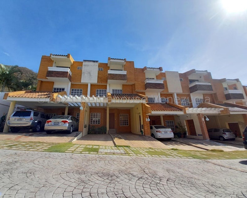 Townhouse En Venta Trigal Norte Valencia Carabobo 239980 P