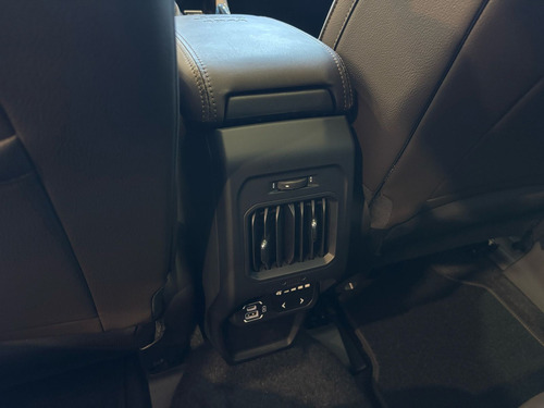Jeep Commander 2.0 HURRICANE 4 TURBO GASOLINA OVERLAND AT9
