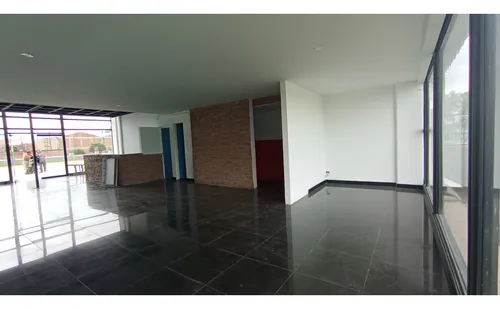 Local Comercial Vía Bogotá Siberia, 173 M2 Vendo