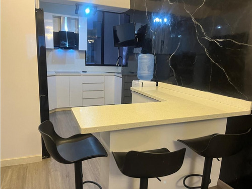 Apartamento 115 M2 Con Pozo Propio En Caraballeda La Llanada La Guaira