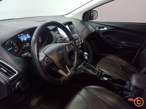 Imagem 7 de 13 de Ford Focus 2.0 Titanium Fastback 16v Flex 4p Powershift