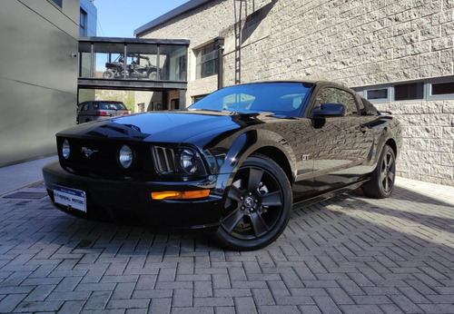 Ford Mustang 5.0 Coupe V8 Gt