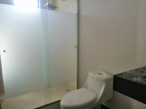 Casa En Venta En Colonia Los Cristales, Monterrey, Nuevo León