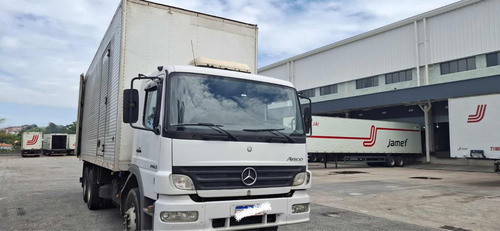 Mb Atego 2425 6x2 - 2006 Baú