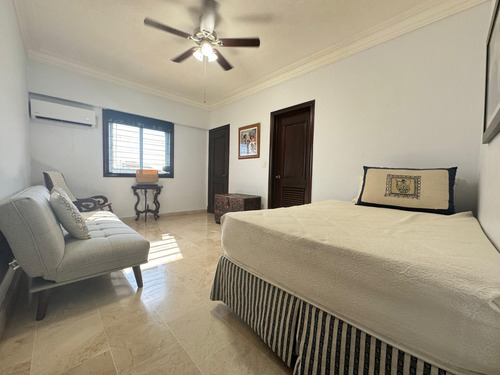 Vendo Apartamento En La Esperilla En El 9no Piso