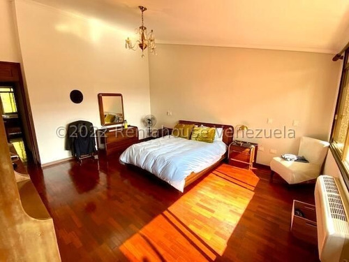Pent House En Venta, En Santa Rosa De Lima, Mls #24-22244