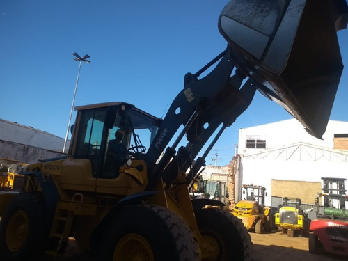 Pá Carregadeira Volvo L90f -2013*revisada E Pintada*repasse*