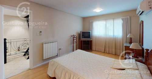 Casa - Francisco Alvarez
