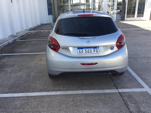 Peugeot 208 Allure 1.6l