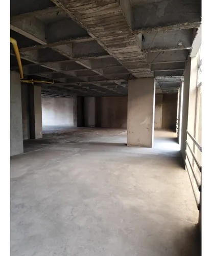 Se Arrienda Local- Bodega Obra Gris, Edificio Mixto En Conquistadores