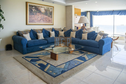 Imagen 12 de 30 de Hermoso Departamento En Venta De 3 Dormitorios.