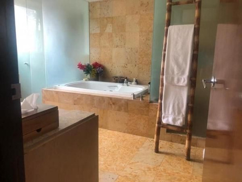 Lomas De Chapultepec Parte Baja Se Vende Casa Para Remodelar Tipo Duplex