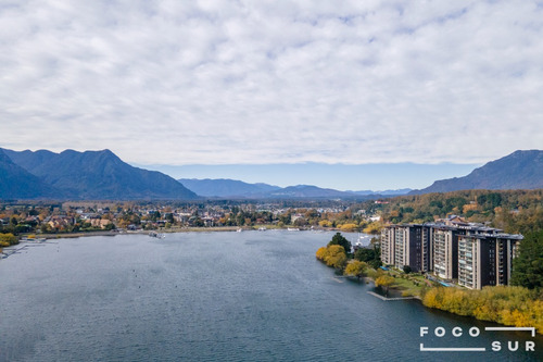 Depto. Con Vista Al Lago 3d-2b, En Condominio Parque Pinares