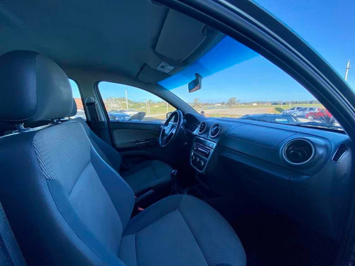 Volkswagen Gol Sedan 1.6 G5 2013 Muy Buen Estado General!