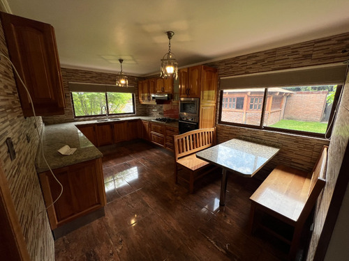 Lujosa Y Exclusiva Casa En Venta En Lo Cañas