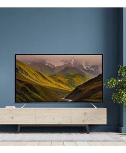 Pantalla Jvc 70 Pulg 4k Uhd Roku Frameless (Usado)