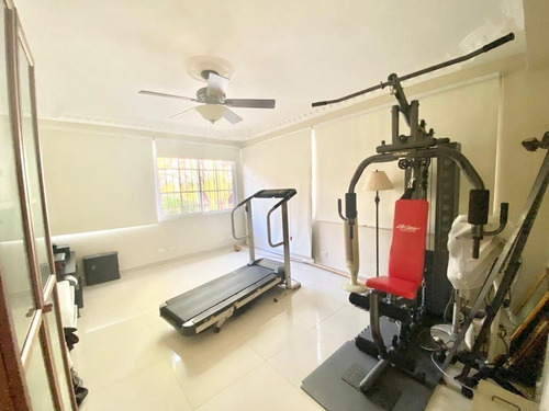 Casa En Venta En Los Cacicazgos