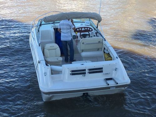 Imagen 6 de 10 de Lancha Canestrari 215 Cuddy C/ Mercruiser 5.0 Injection 2007