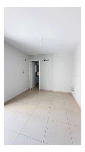 Imagen 7 de 30 de Vendo Departamento A Media Cuadra De Plaza Colón 2 Dor Centro