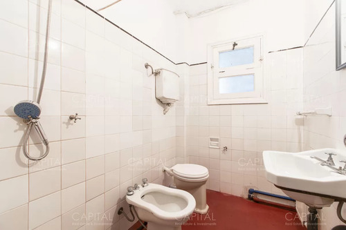 Casa De Construccion Tradicional En Playa Brava, Punta Del Este En Venta