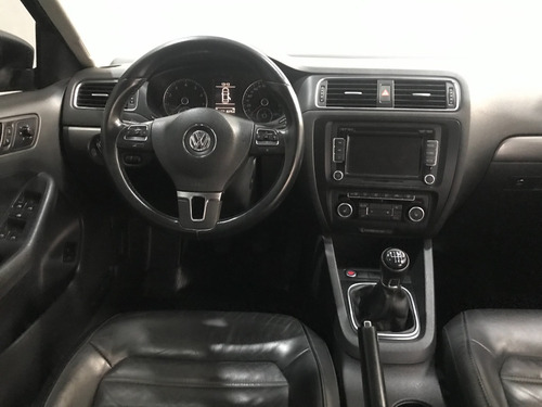 Imagen 14 de 15 de Volkswagen Vento 2.0 Sportline Tsi 2.0t Golf Gti Scirocco