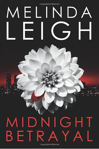 Book : Midnight Betrayal (midnight, 3) - Leigh, Melinda