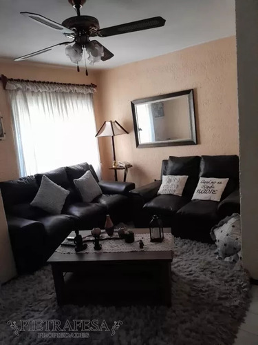 Apartamento En Venta 3 Dormitorios, 1 Baño Y Patio- Jaime Roldos Y Pons - Pérez Castellanos