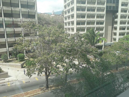 Imagen 11 de 13 de Se Alquila Oficina 47.7m2 Santa Paula Obra Gris 4502